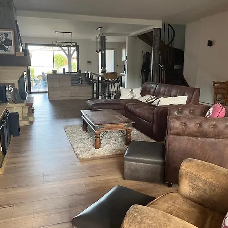 Les Du Golf Bed & Breakfast 4*